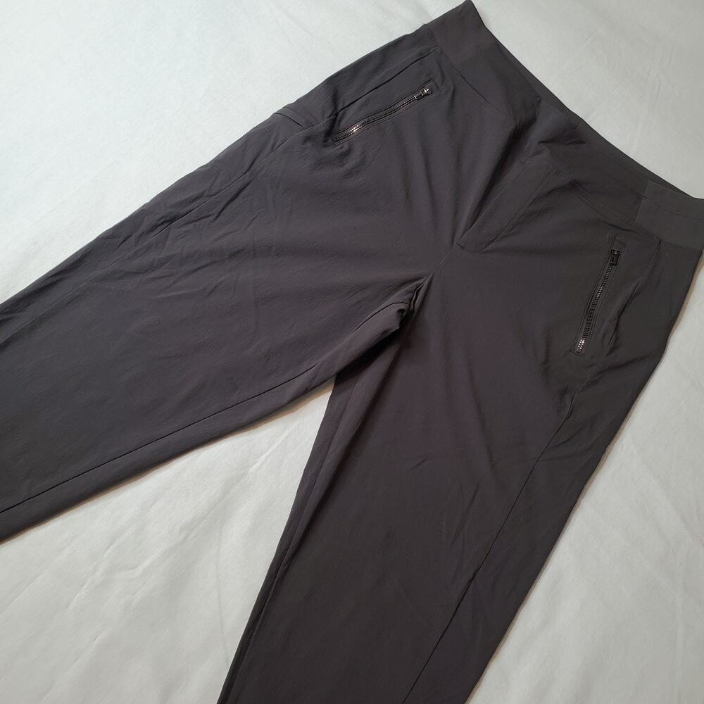 Athleta Women's Size 12 Trekkie North High Rise Jogger Gray 533655